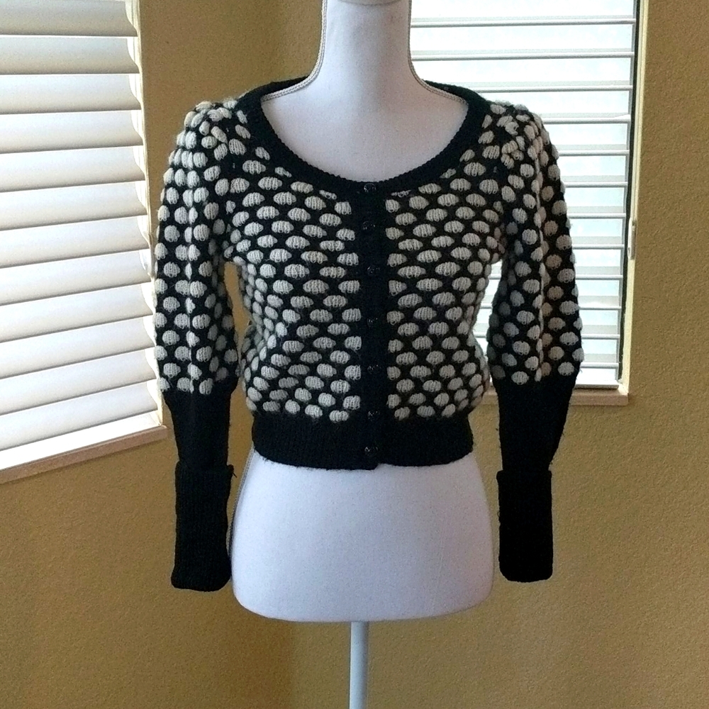 XS Short black & white sweater by DEPT